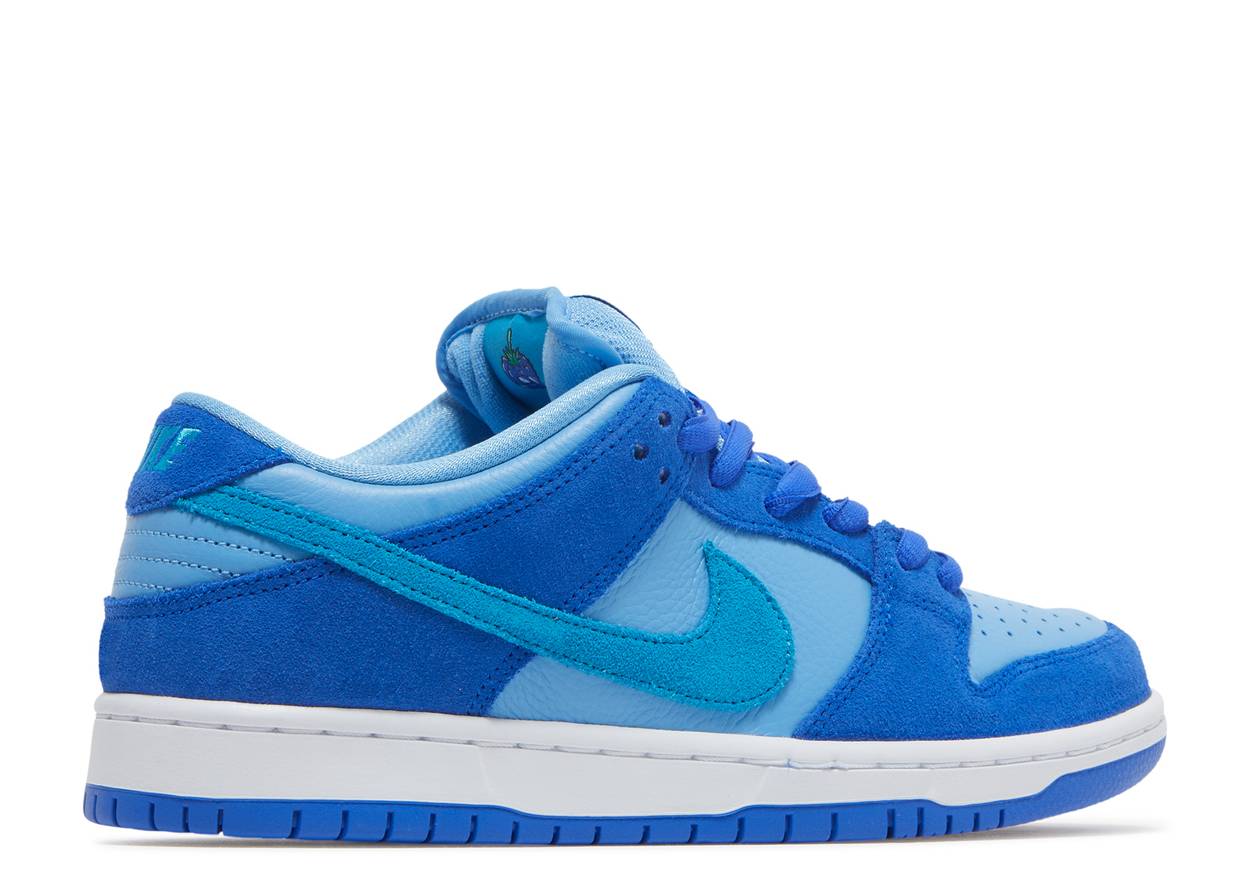 Nike SB Dunk Low Blue Raspberry (2022)
