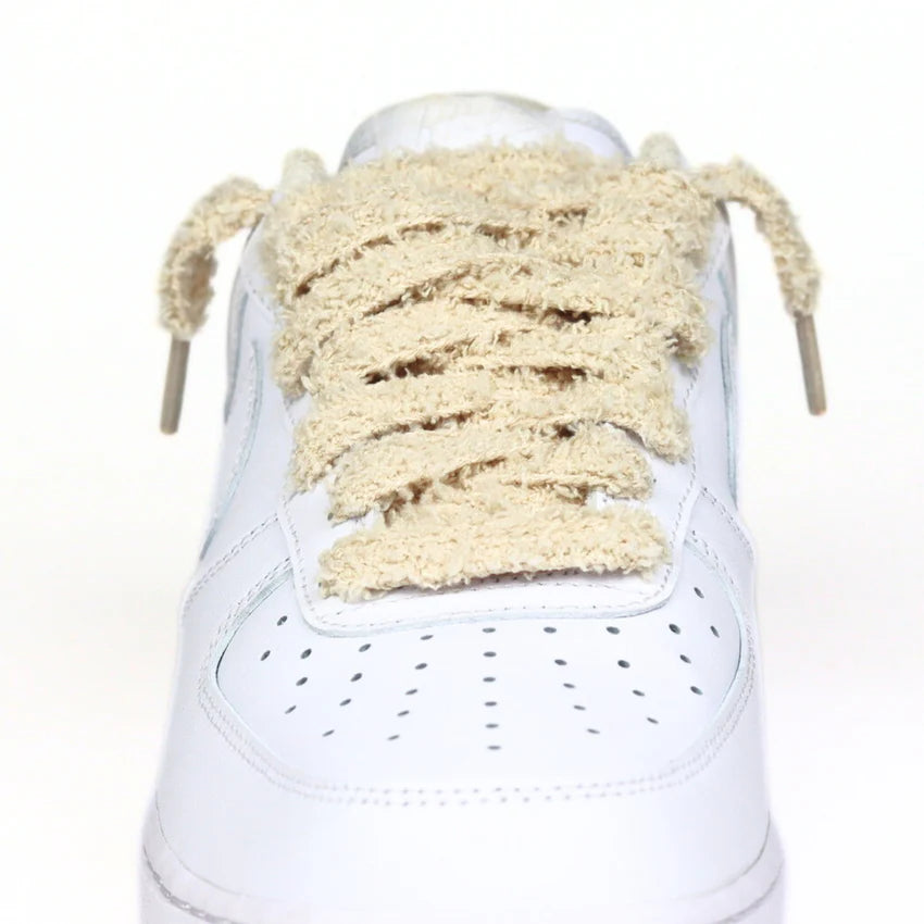 Fluffy Laces