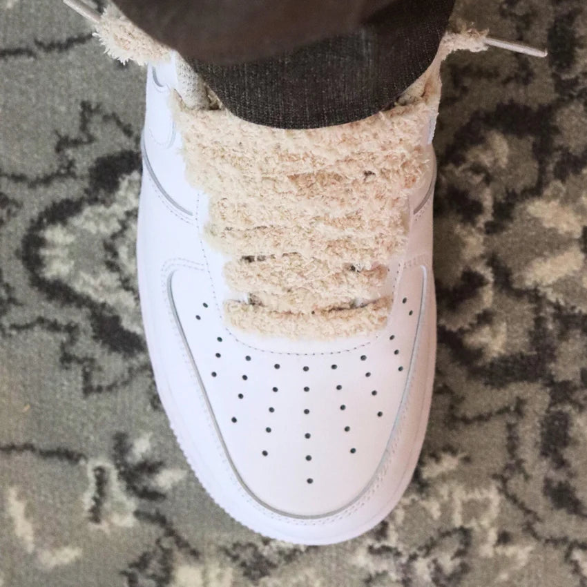 Fluffy Laces