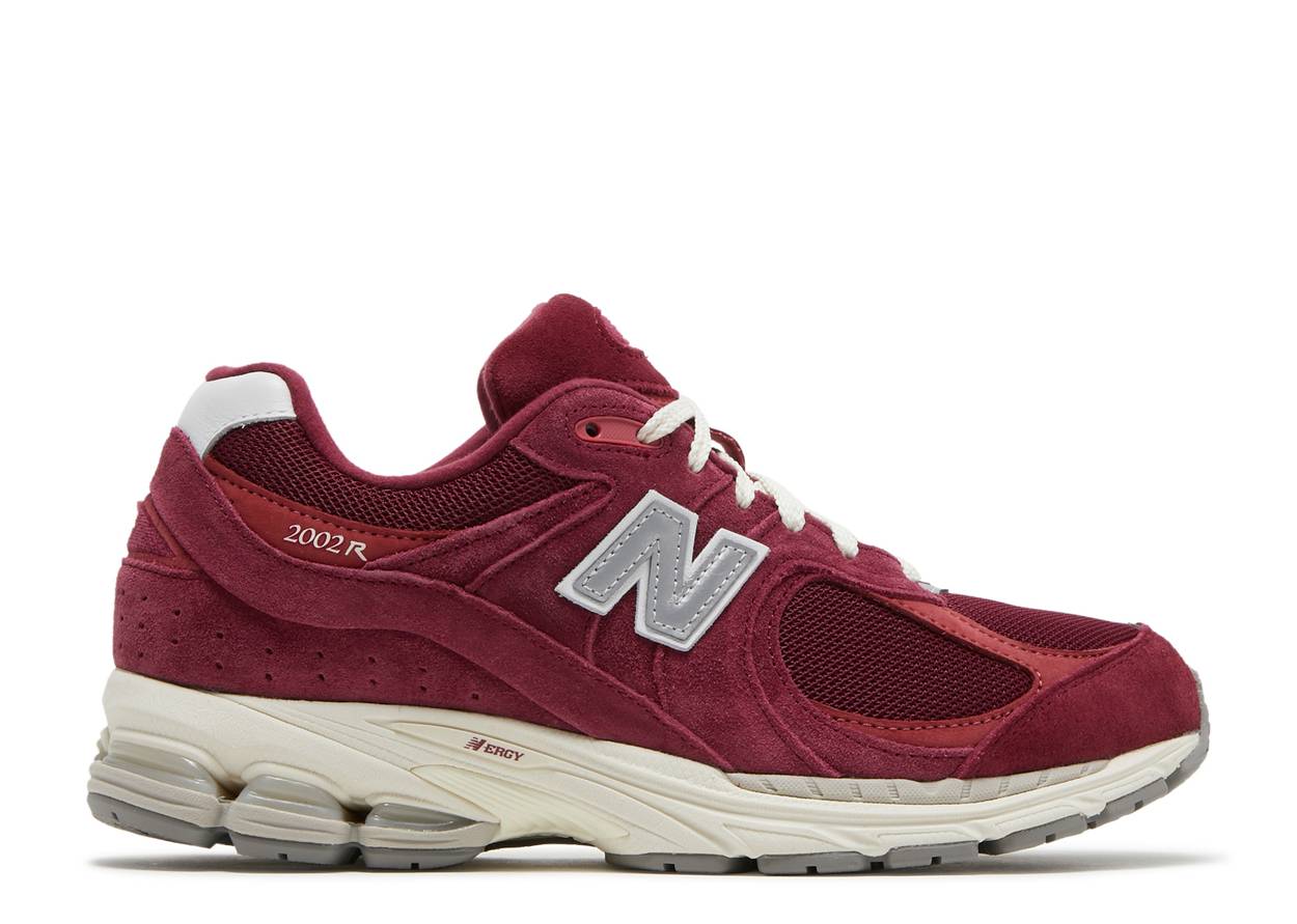 The New Balance 574 Greens is ideal for golfers who