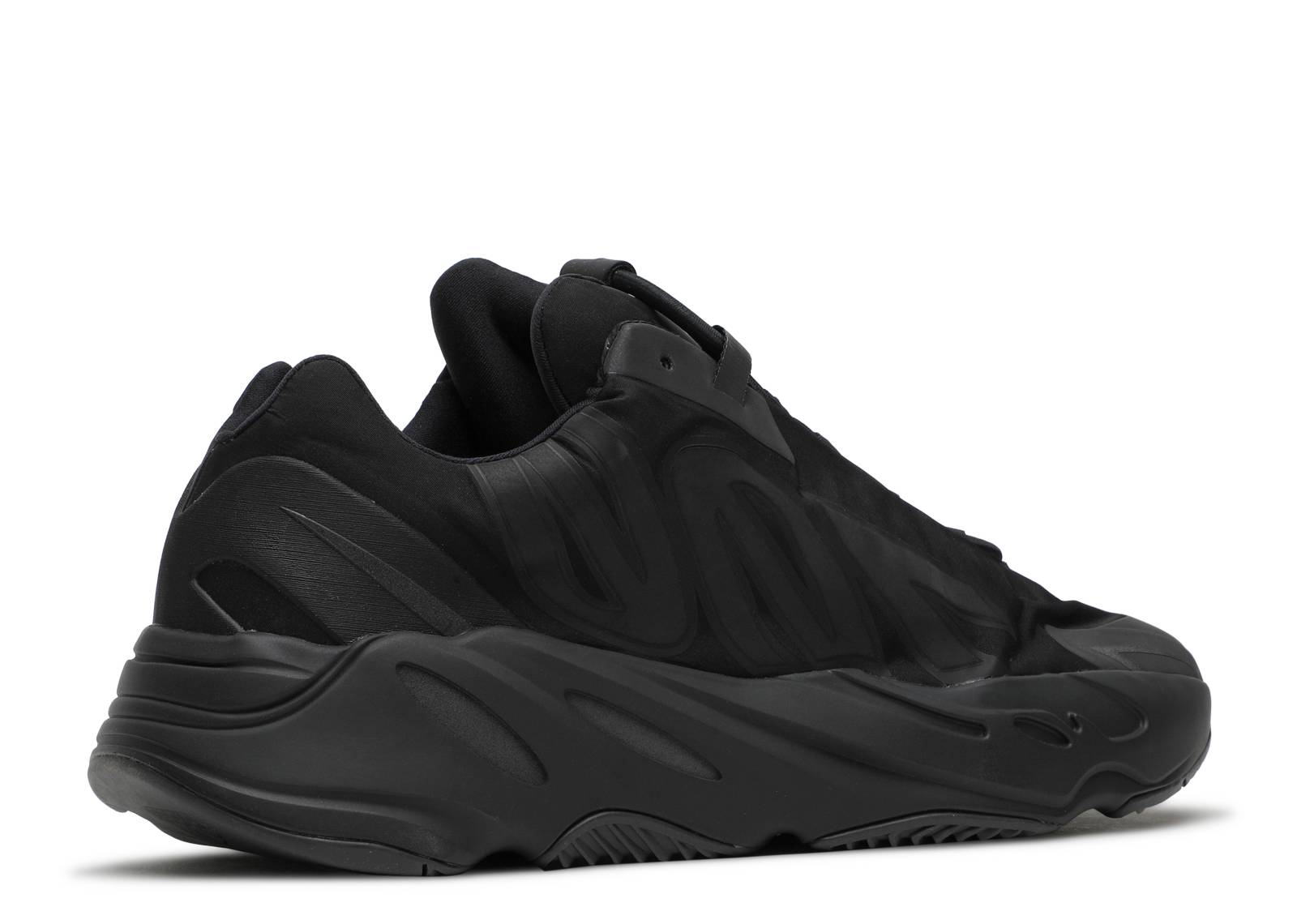 Yeezy Boost 700 MNVN Triple Noir
