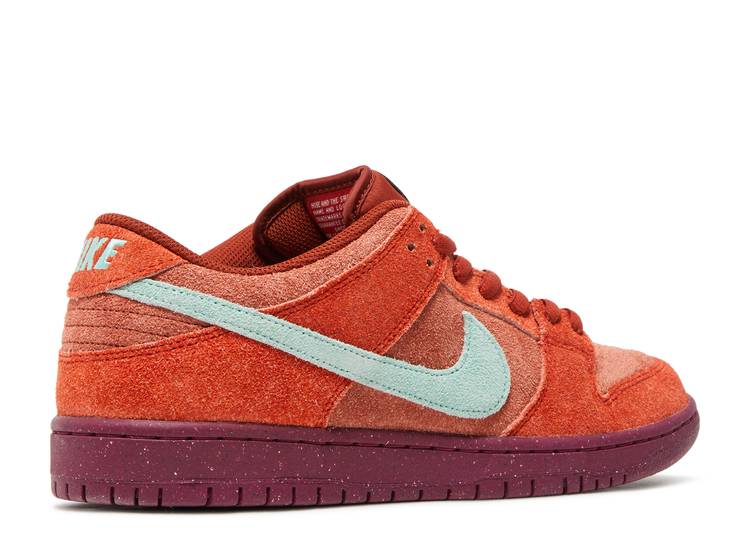 Nike SB Dunk Low Mystic Red Rosewood