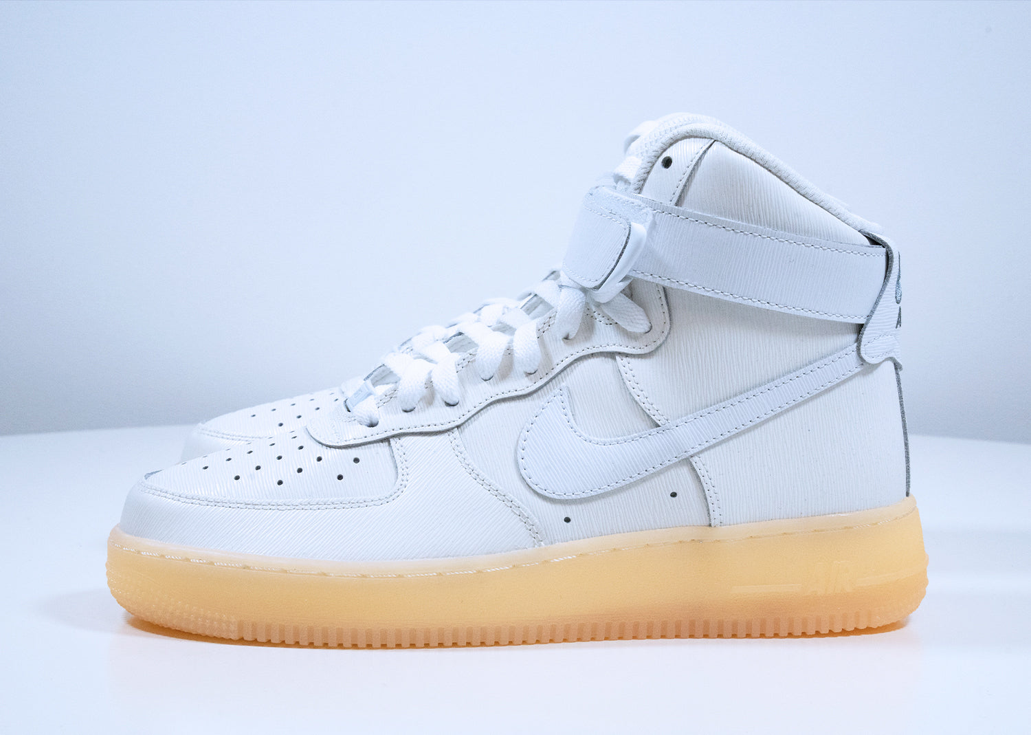 Second Chance - essential Nike Air Force 1 High ID Ivory - 40 | NEW