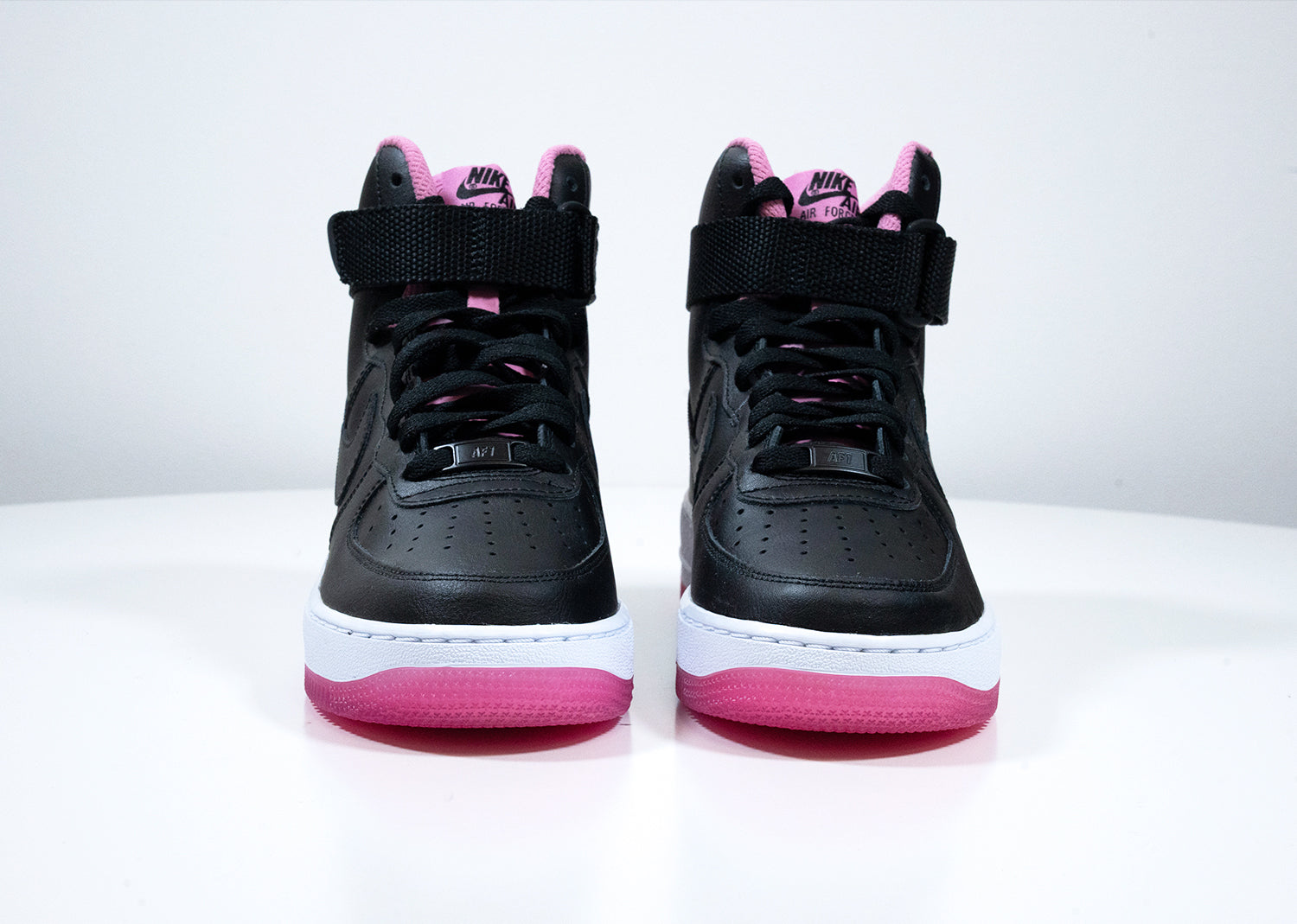 Second Chance - Nike Air Force 1 High ID Black/pink - 38,5 | NEW