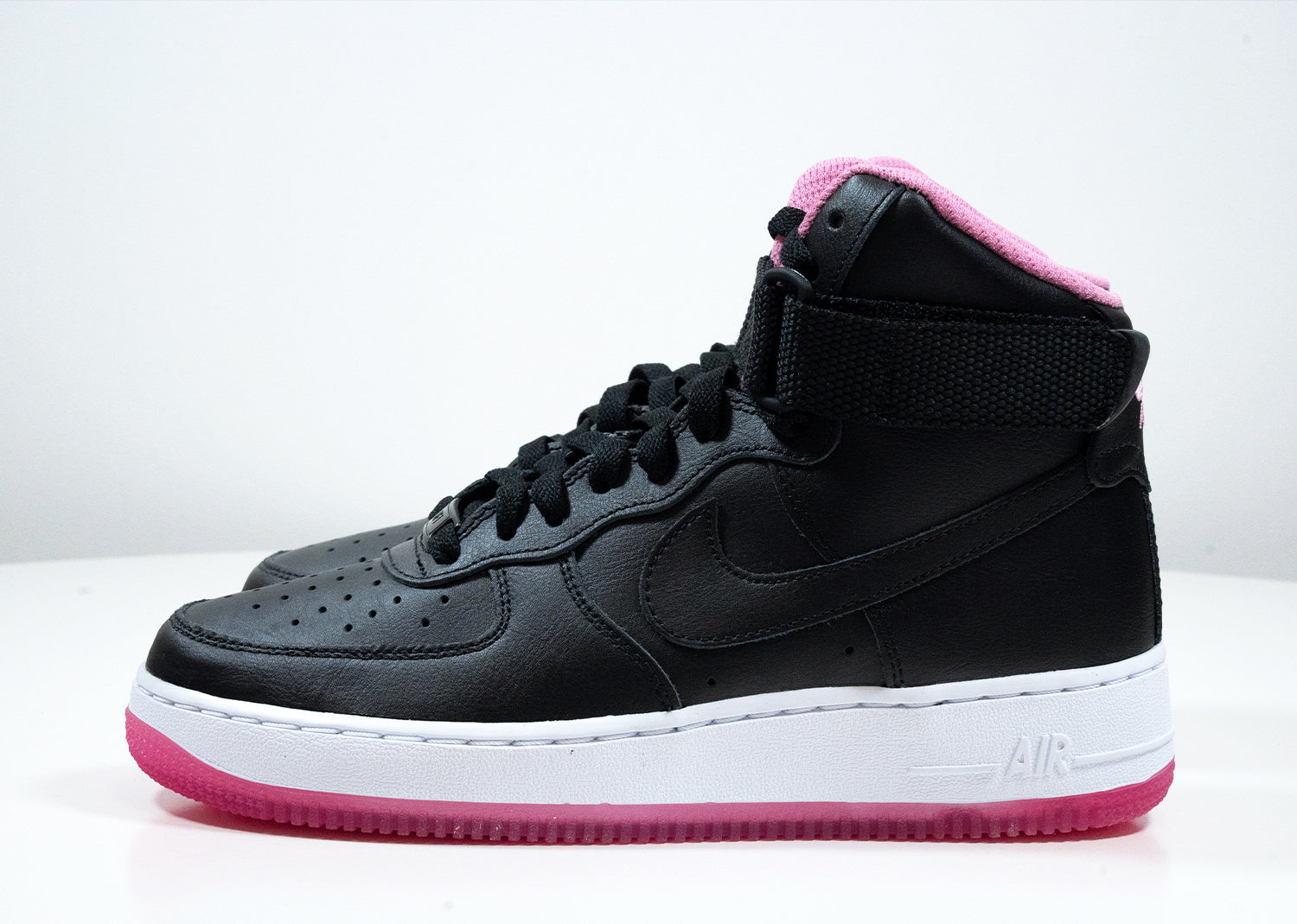 Second Chance - Nike Air Force 1 High ID Black/pink - 38,5 | NEW