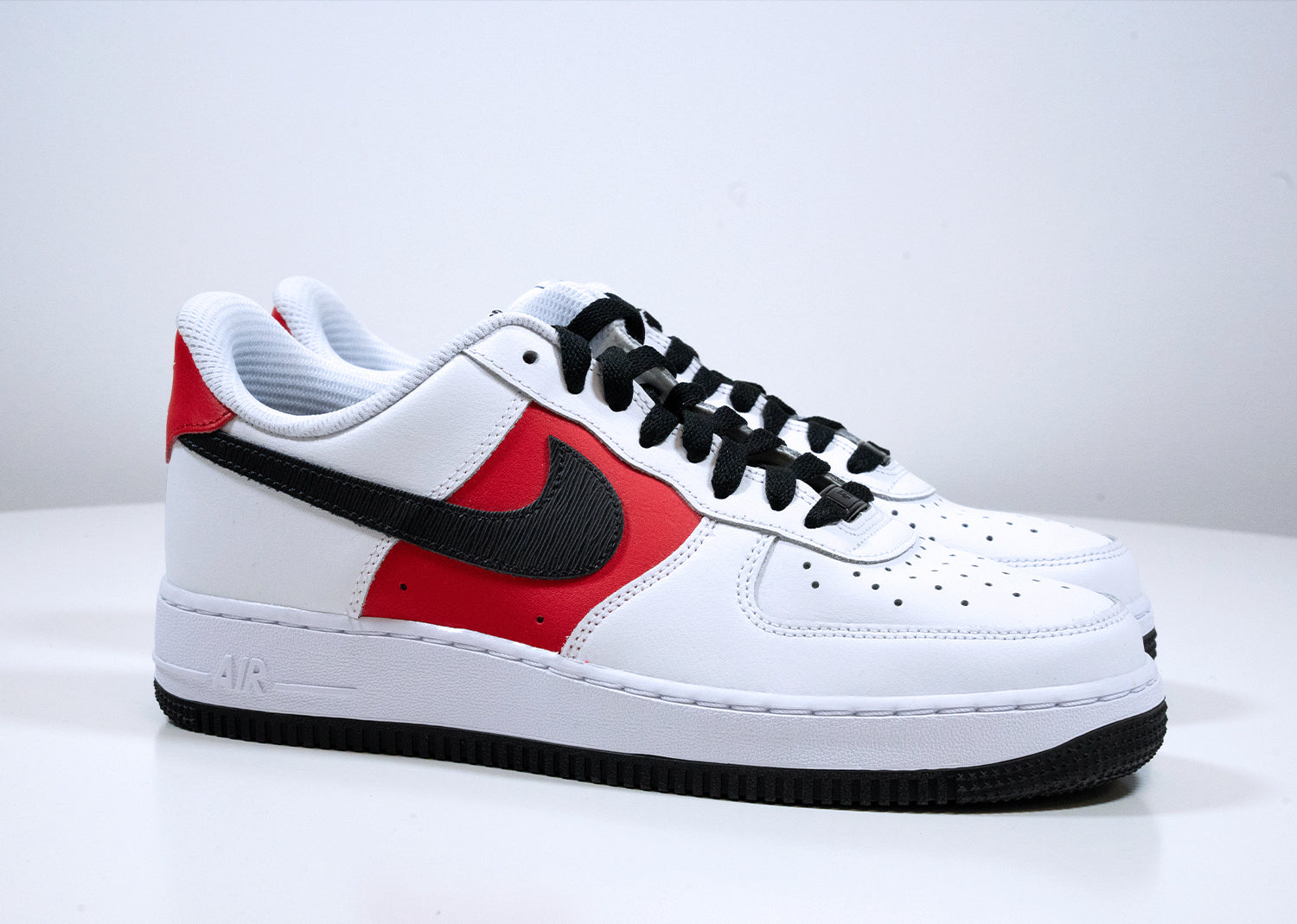 Tweede Kans - Air Force 1 ID Wit/Rood/Zwart - 42