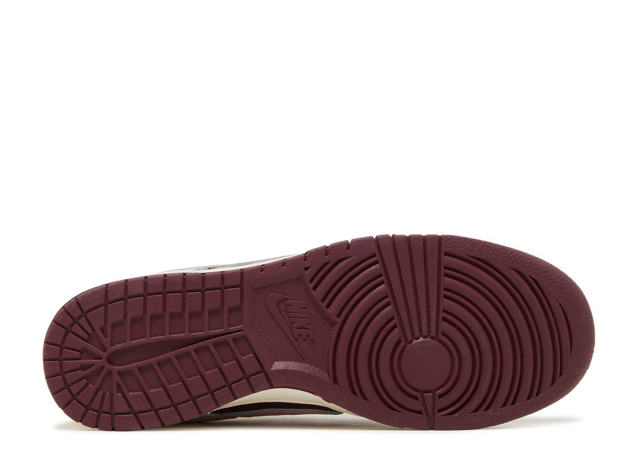 Nike Dunk Low Retro PRM Valentijnsdag (2023)