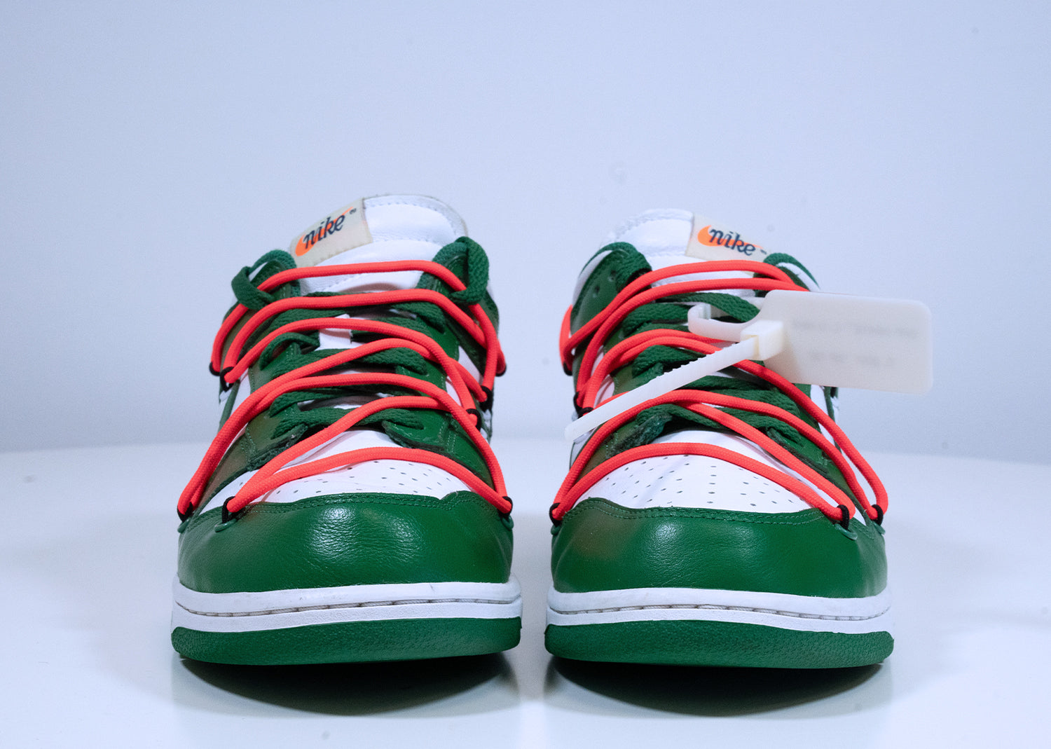 Second Chance - Nike Dunk Low Off-White Pine Green (2019) - 44.5 | USED