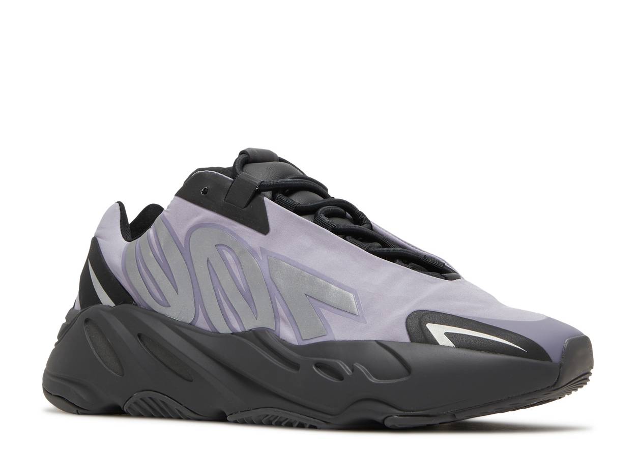 Yeezy Boost 700 MNVN Geode (2022)