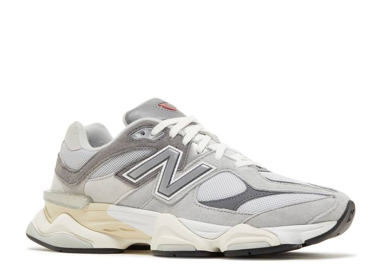 New Balance 9060 Regenwolk Grijs